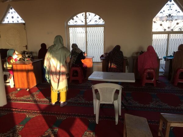 Sewing School - Image 7